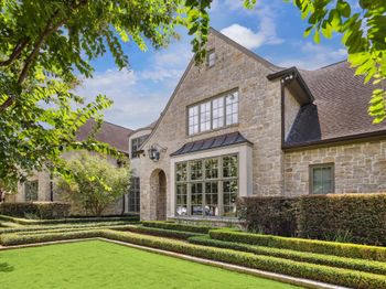 601 Lindenwood Drive