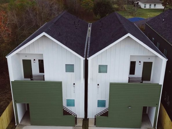 9709 Pelsey A-B Street, Houston TX 77029