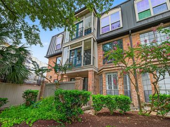 2400 N Braeswood Boulevard