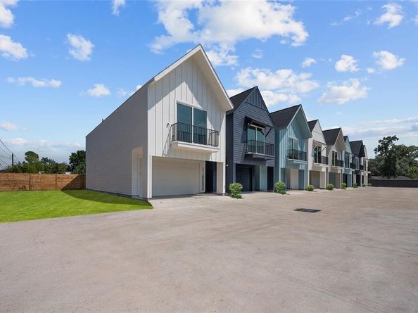 4602 Crown Grove Lane, Houston TX 77018