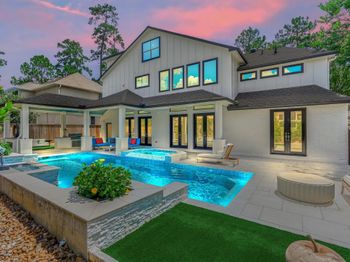 15 Atrium Woods Court