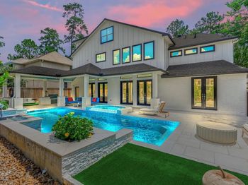 15 Atrium Woods Court