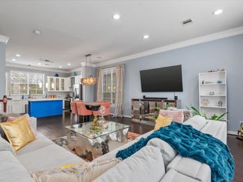 3103 Clearview Circle