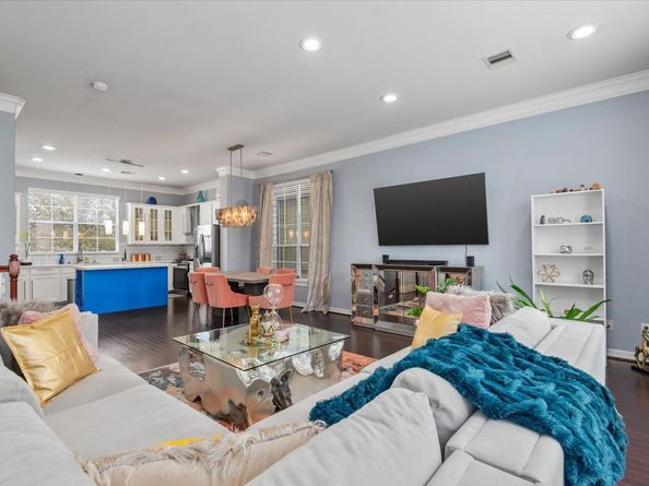 3103 Clearview Circle, Houston TX 77025