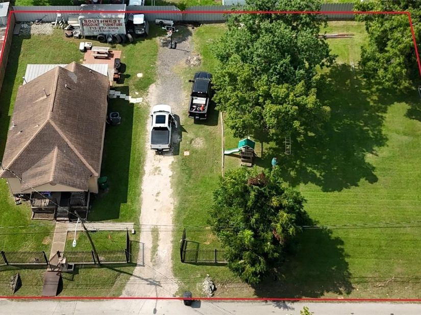 7926 Mendez Street, Houston TX 77029