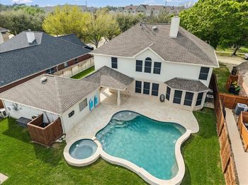 17602 Laguna Trail Drive