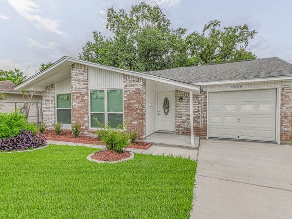 5003 Denoron Drive, Houston TX 77048