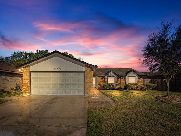 10407 Townhall Lane, Sugar Land TX 77498