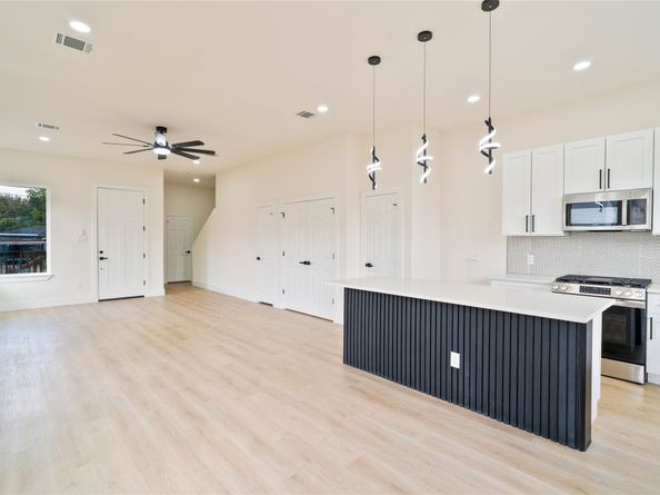 3212 Retta Street, Houston TX 77026