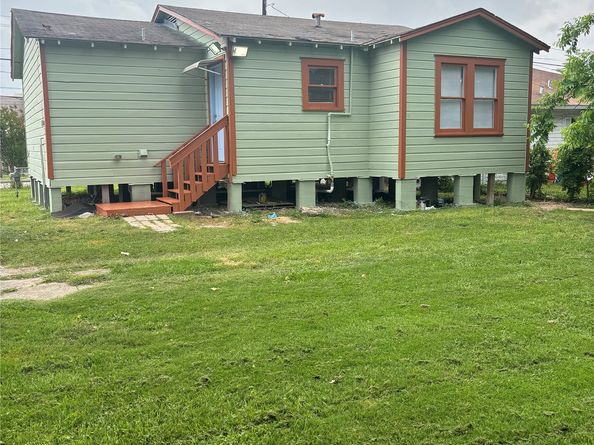 4127 Yale Street, Houston TX 77018