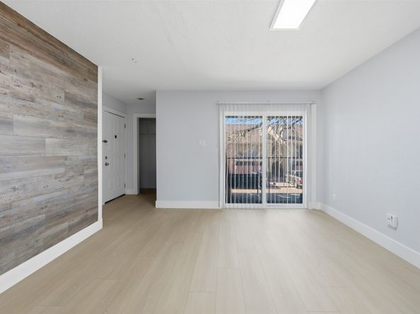 9350 Country Creek Drive 41, Houston TX 77036