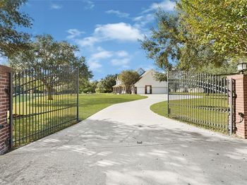6050 Redhead Lane