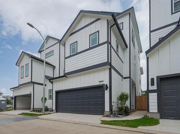 8927 Grovner Place, Houston TX 77055