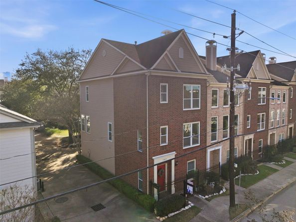 1809 Gillette Street, Houston TX 77019