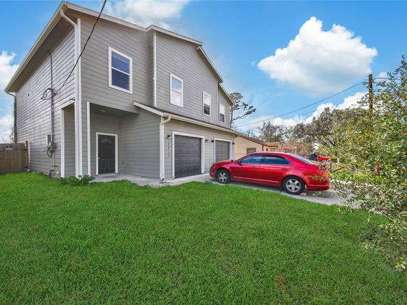 8034 Crestview Drive, Houston TX 77028