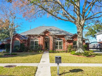 811 W Green Belt Drive