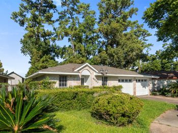 9627 Glenwood Forest Drive