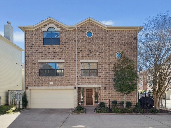 3643 Main Plaza Drive, Houston TX 77025