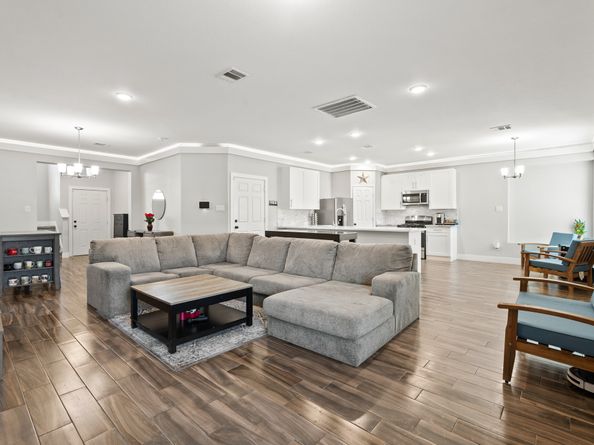 9134 Freeland Street, Houston TX 77075