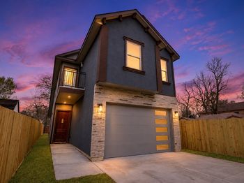 8422 Lanewood Drive