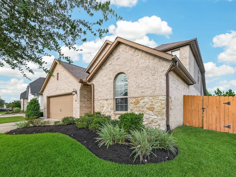 27582 Vivace Drive, Spring TX 77386