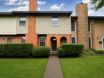 1528 Silverpines Road