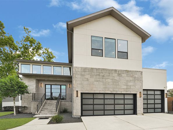 922 T C Jester Boulevard, Houston TX 77008