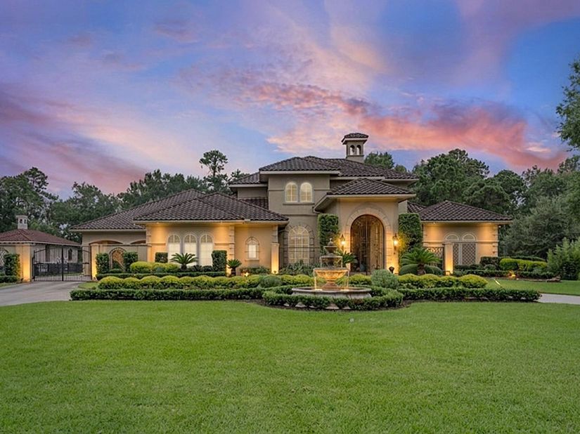 28427 Woodsons Lake Drive, Spring TX 77386