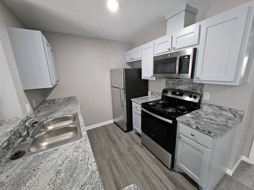 12955 Woodforest Boulevard 68, Houston TX 77015