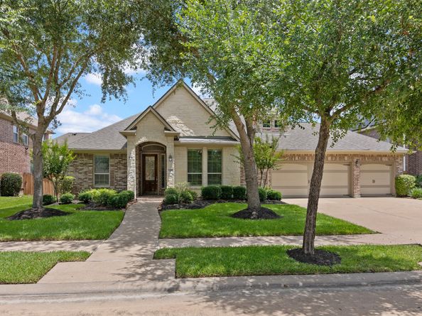 17410 Hanoverian Drive, Richmond TX 77407