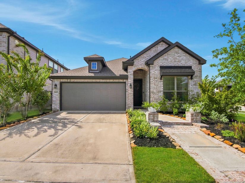 18523 Wolf Mountain Lane, Cypress TX 77433