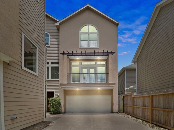 5210 Petty Street C, Houston TX 77007