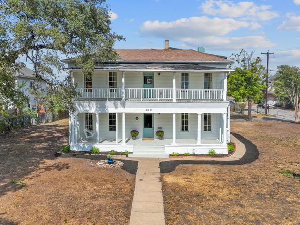 810 E 13th ST, Austin TX 78702