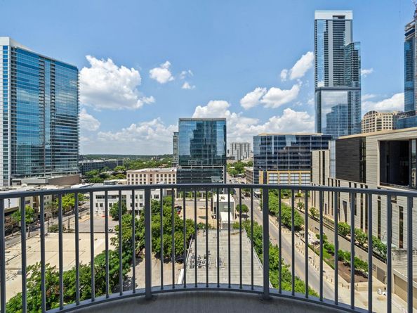 360 Nueces ST 1118, Austin TX 78701