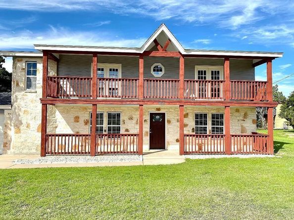 8508 Grandview DR, Jonestown TX 78645