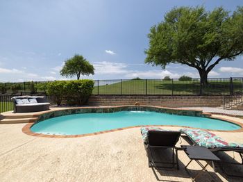 1625 Greenside DR
