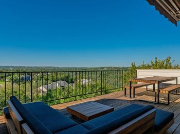 1314 Falcon Ledge DR