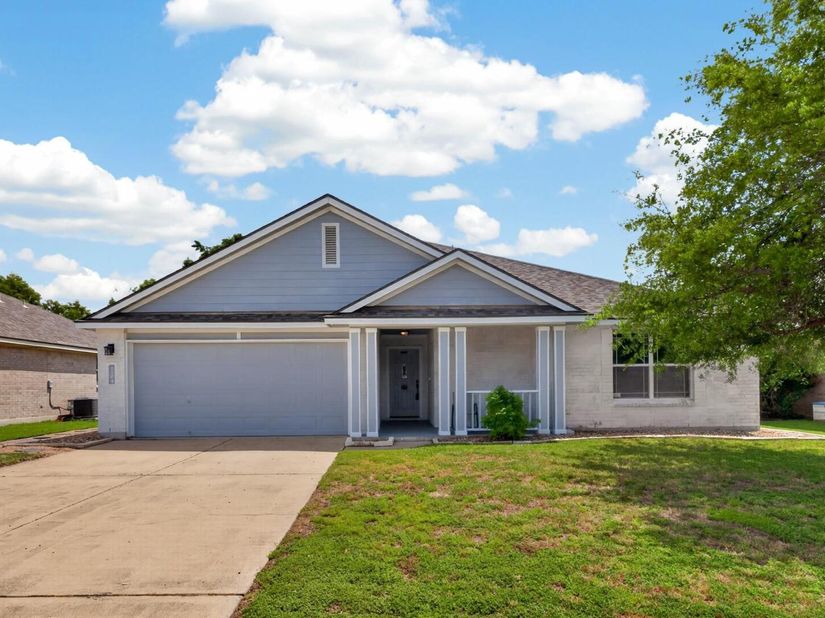 1504 Cora Marie DR, Pflugerville TX 78660