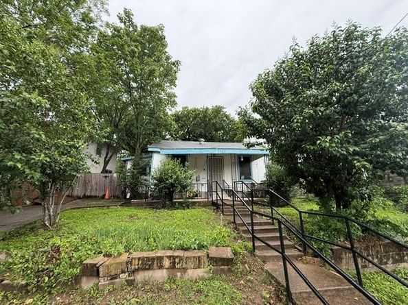 1702 Perez ST, Austin TX 78721