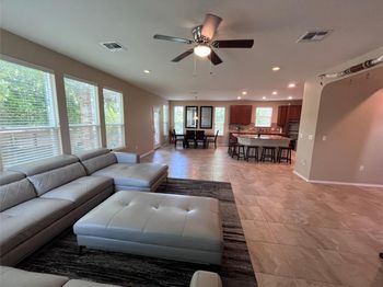 12425 Calibri LN