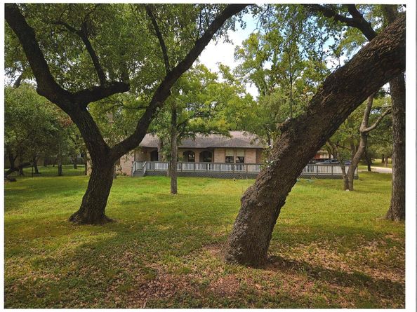 215 Serenada DR, Georgetown TX 78628