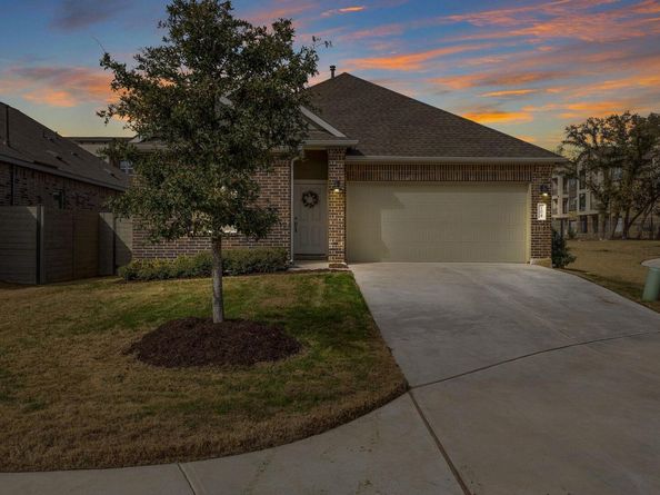104 Blue Blaze TRL, Georgetown TX 78628