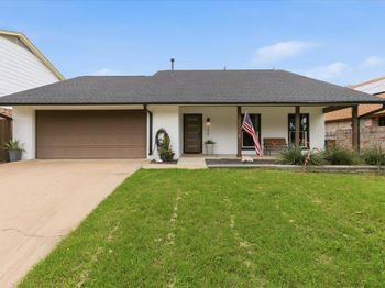 208 Skyloop DR
