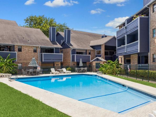 2500 Burleson RD 200, Austin TX 78741