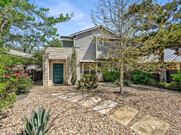 2100 E 10th ST, Austin TX 78702