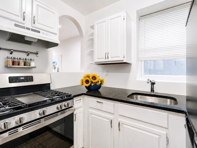 57 St Paul Ave 3L, Jersey City NJ 07306