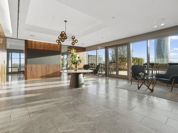 75 Park Lane South