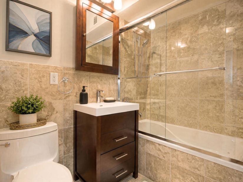 8917 River Rd 1, North Bergen NJ 07047