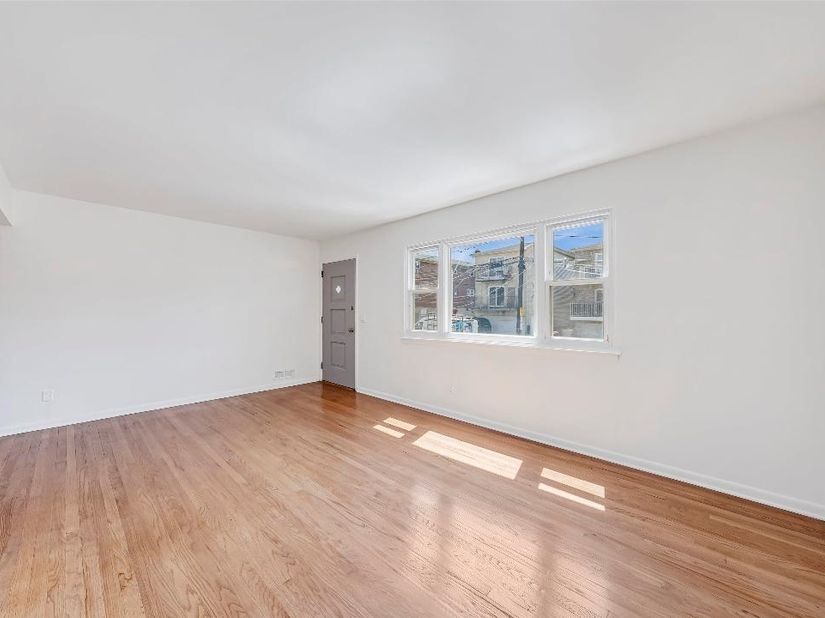 1434 44th St, North Bergen NJ 07047