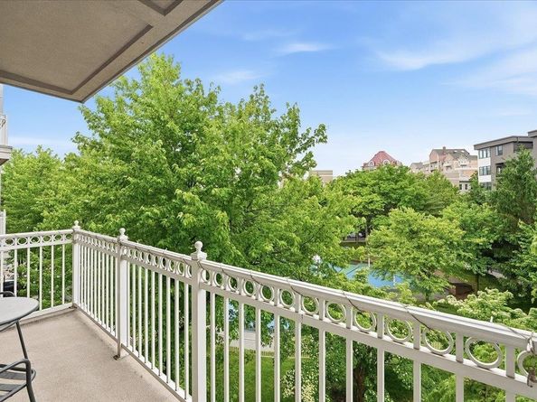 4 Constellation Pl 306, Jersey City NJ 07305